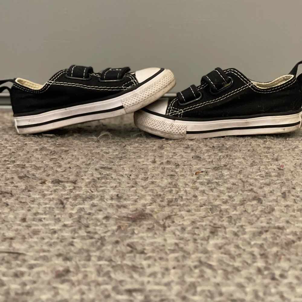 Infant converse